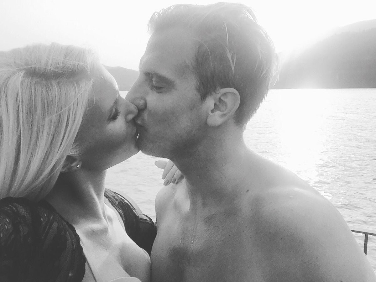 La coppia d'oro del Torino: Daniela e Maxi Lopez in love