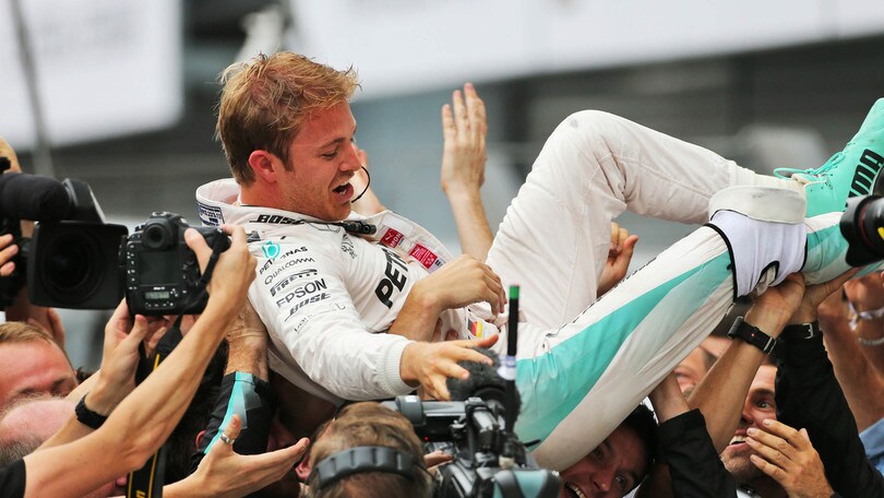 F1, colpo Rosberg: rimonta mondiale a 3,50