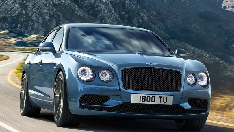 Bentley Flying Spur S, una supercar a forma di limousine