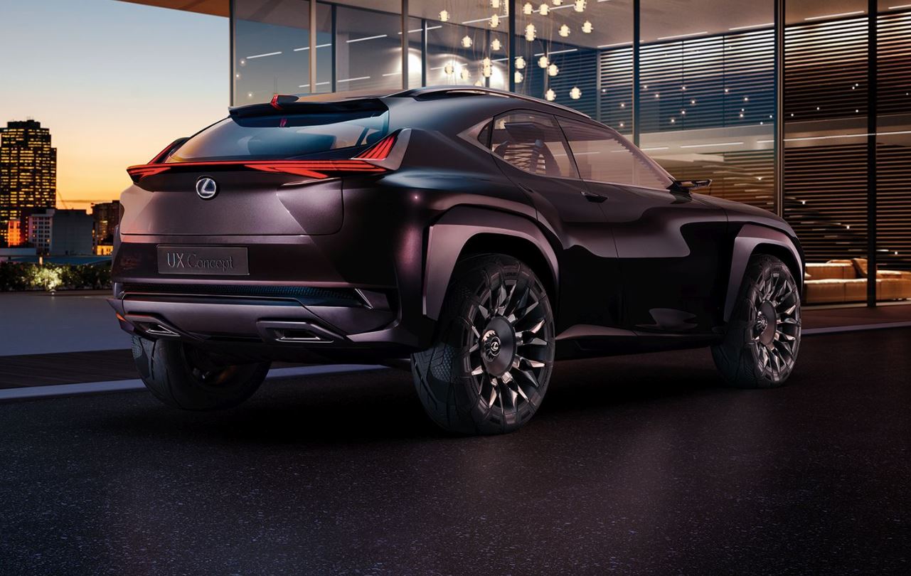 Lexus UX, concept Suv compatto al Salone di Parigi