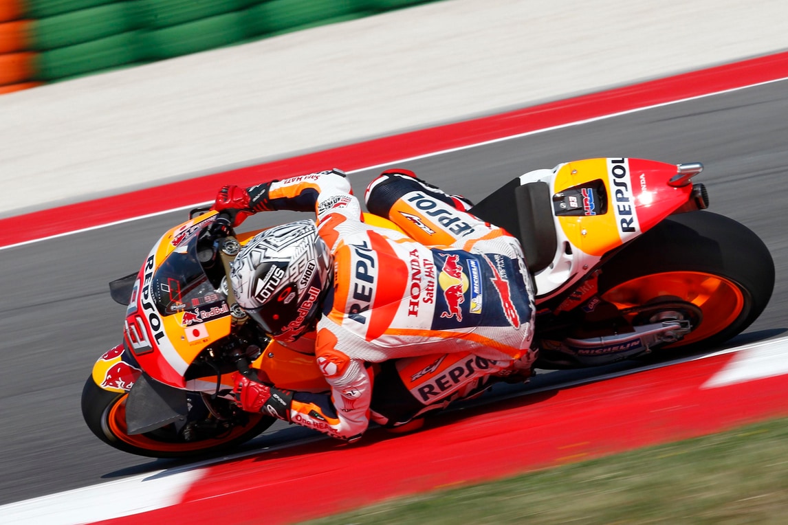MotoGp, Misano: Marquez più veloce nelle terze libere, Rossi 8°