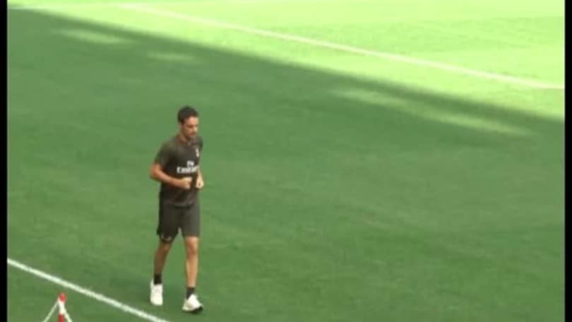 Milan: l'allenamento sul nuovo manto erboso di San Siro