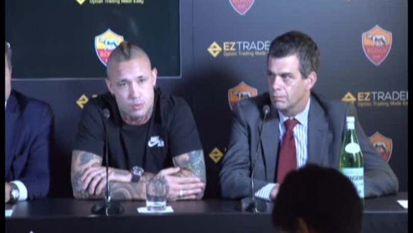 Nainggolan contro i tifosi: "Perché non ci sostenete anche senza Totti?"