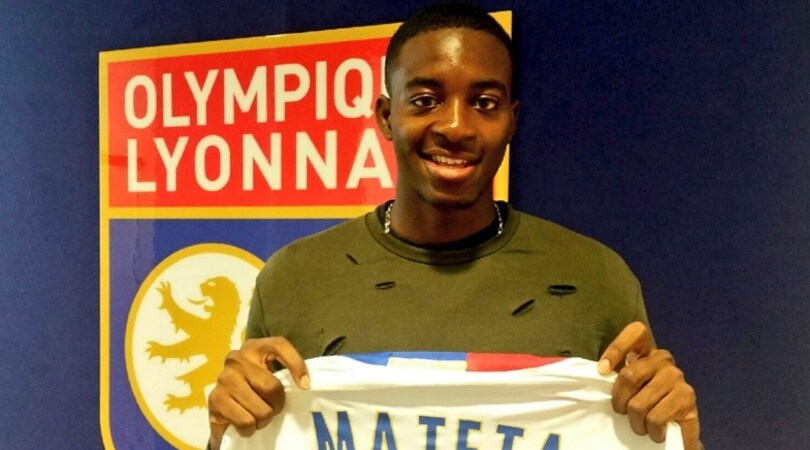 Calciomercato, il Lione si rinforza con Mateta e aspetta Adebayor