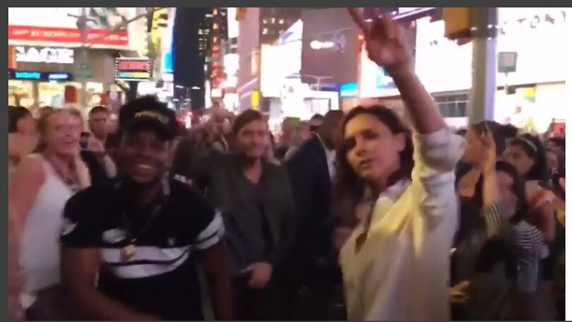 Victoria Beckham si scatena tra le strade di New York