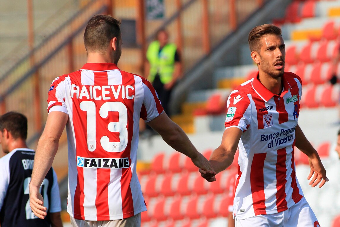 Diretta Carpi-Frosinone e Salernitana-Vicenza, probabili formazioni tempo reale ore 21