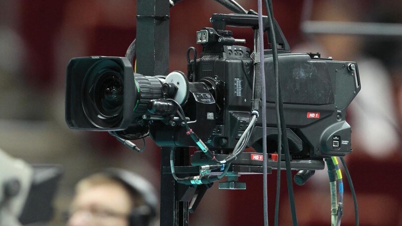 La Superlega A1 riparte con 21 dirette televisive. Deb in Supercoppa
