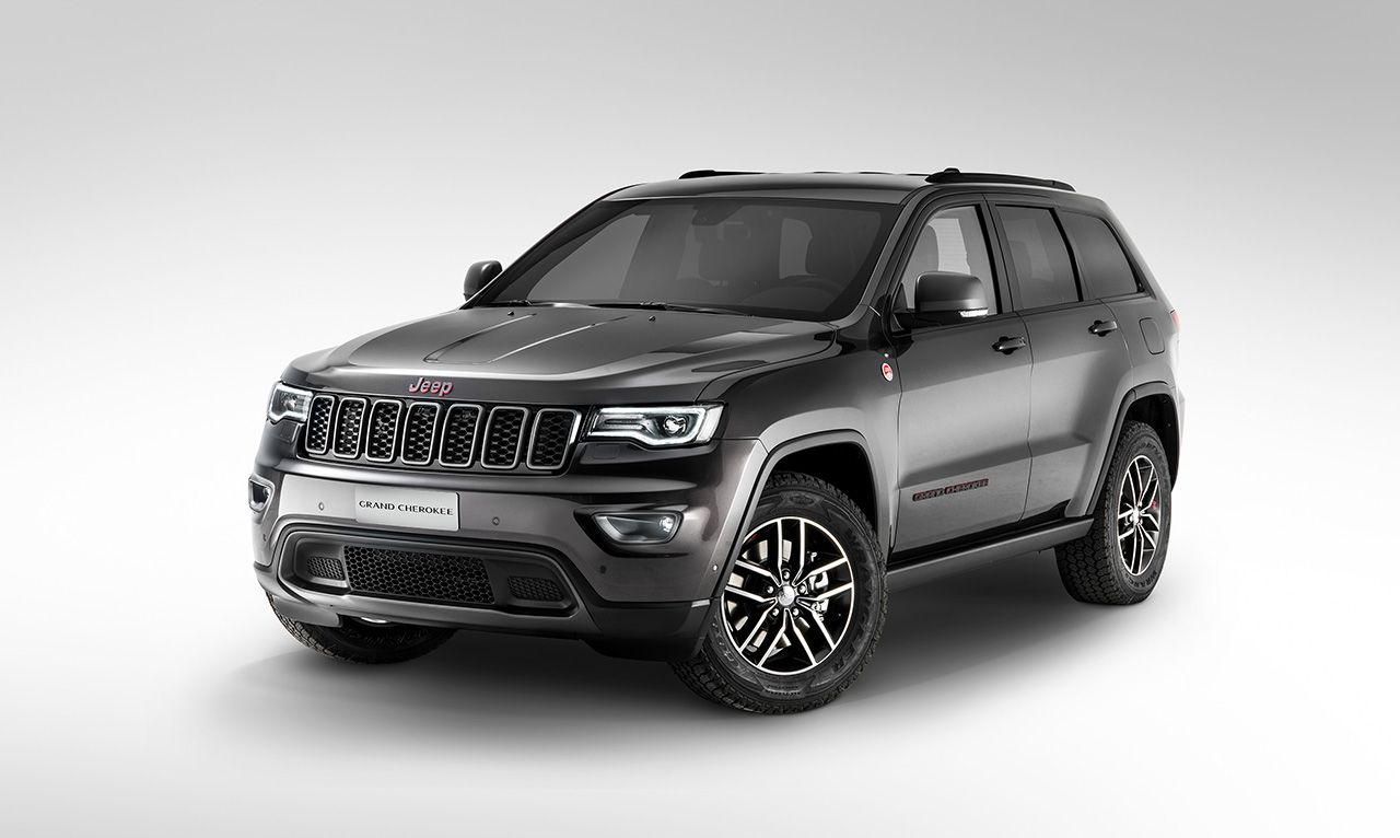 Jeep a Parigi con Grand Cherokee Trailhawk e Renegade DDCT