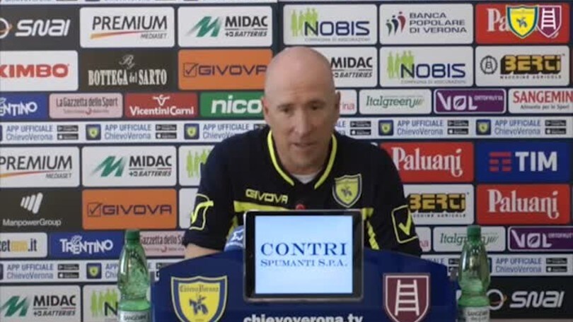 Maran: "Il Sassuolo è una squadra ostica"
