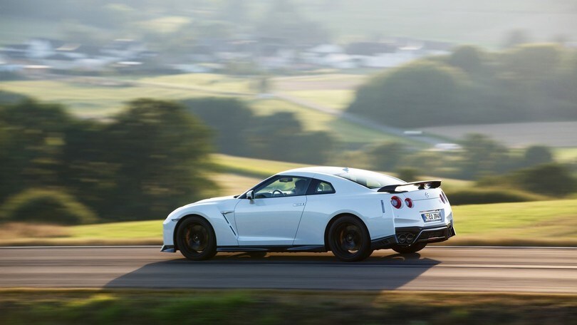 Nissan GT-R Track Edition: foto