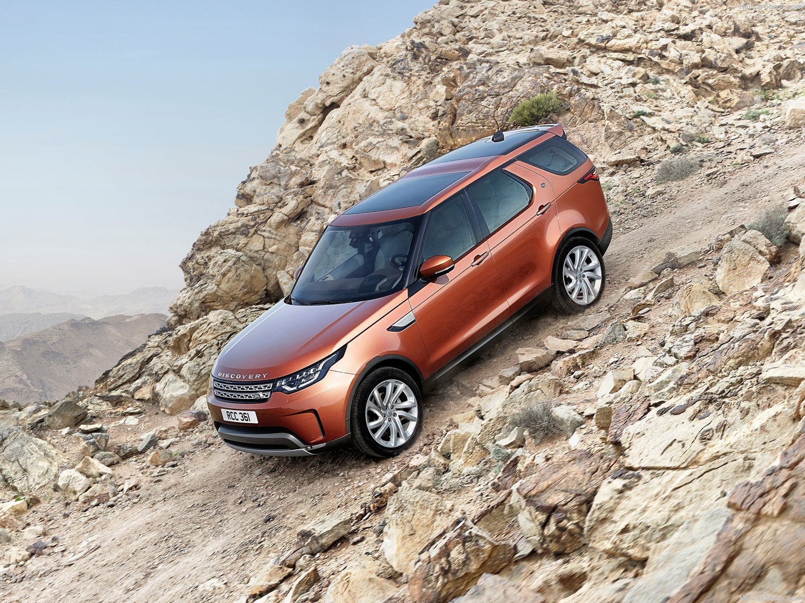 Land Rover Discovery, ecco la quinta generazione