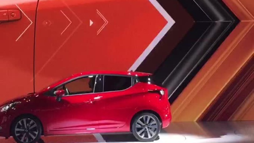 Nissan Micra live Parigi