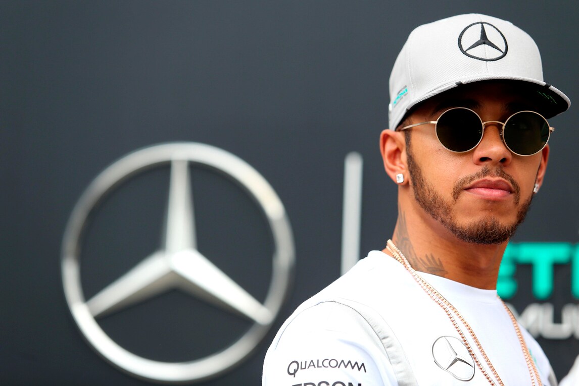 F1 Malesia: in lavagna Hamilton batte Rosberg