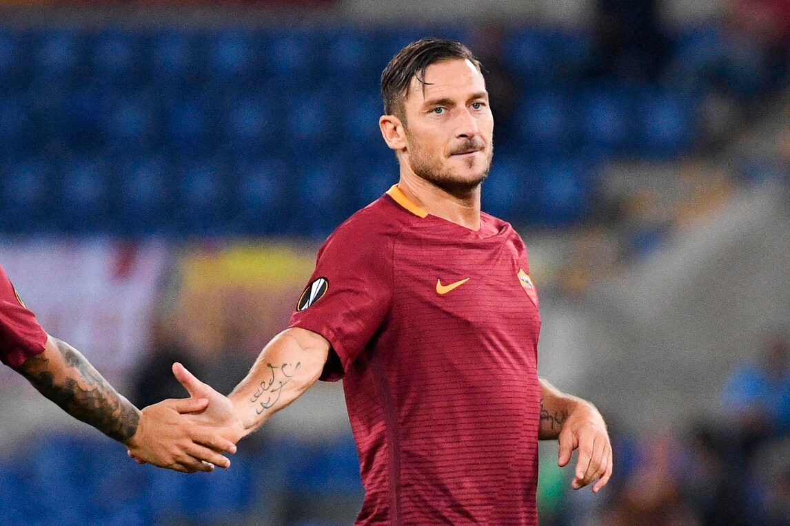Roma, Totti scherza: «A 25 anni non stavo così bene...»