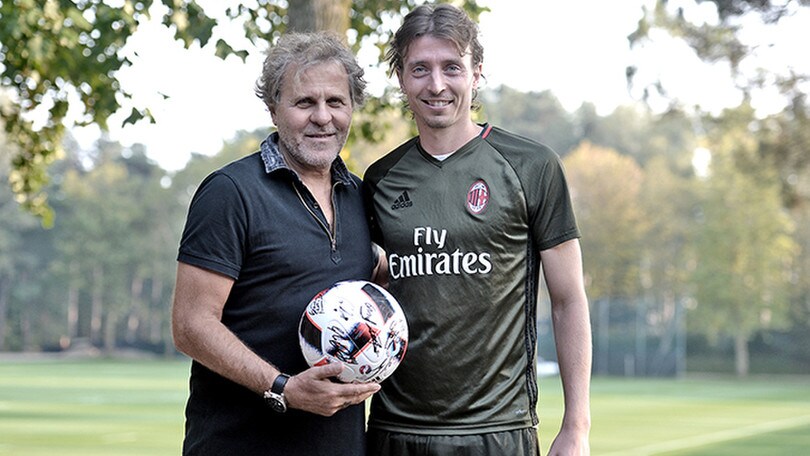Il Milan cambia stile e sceglie il casual