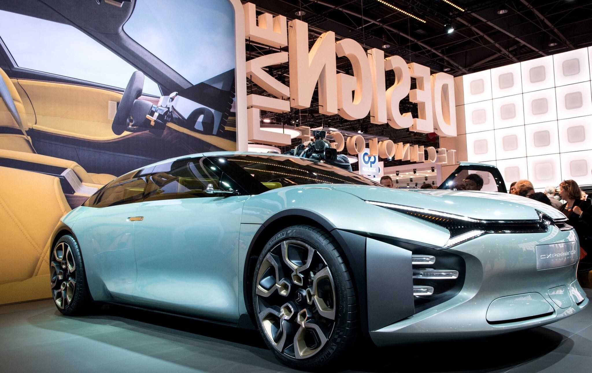 Citroen Cxperience concept, sguardo al futuro al Salone di Parigi