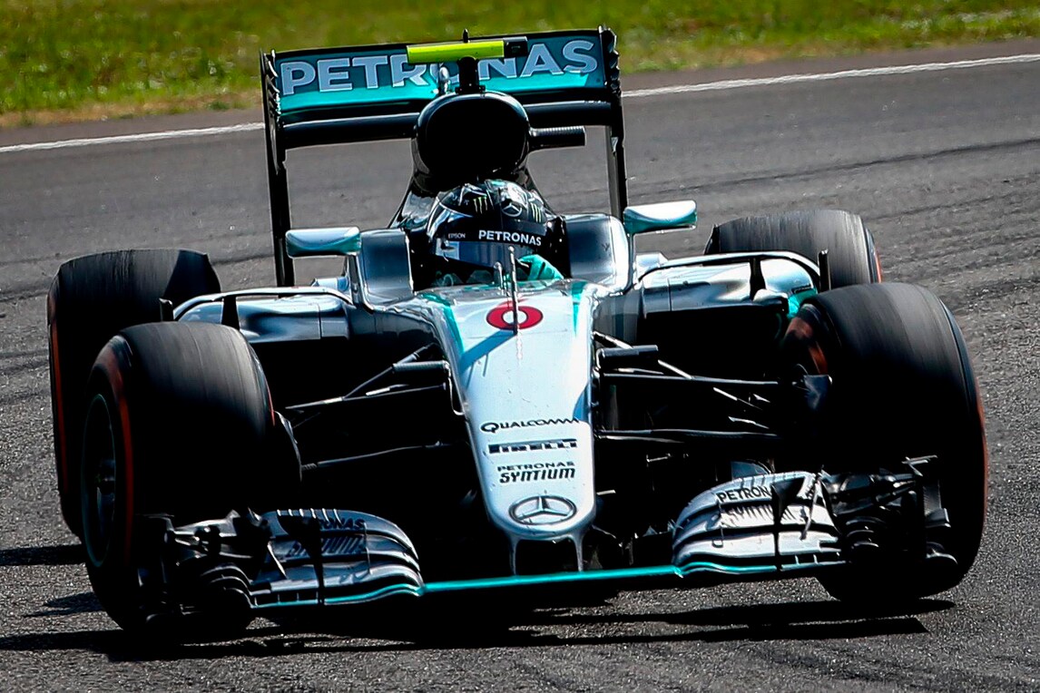 F1, Hamilton ko: Rosberg vola nelle quote per il titolo