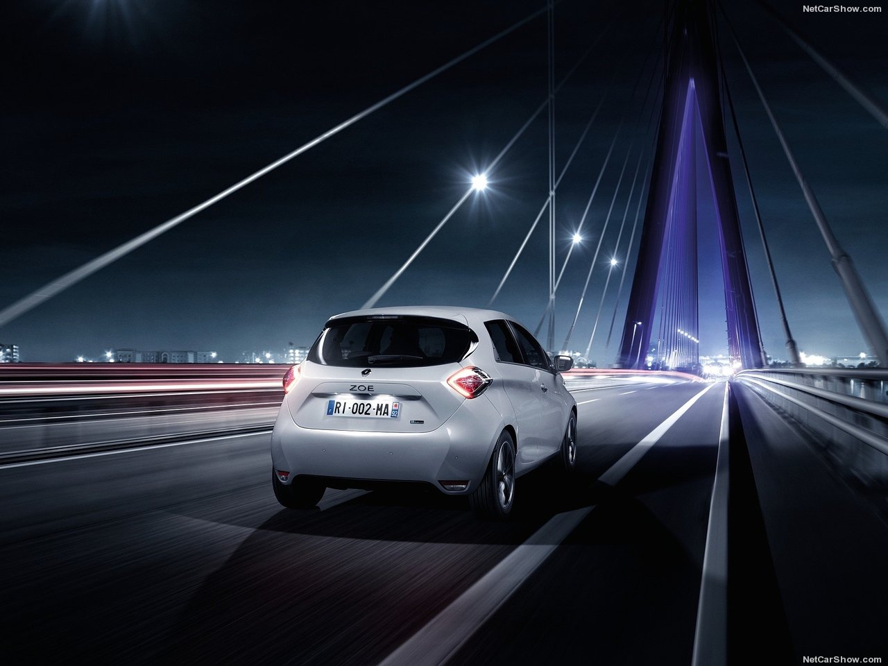 Renault Zoe, in vendita la versione con 400 km di autonomia