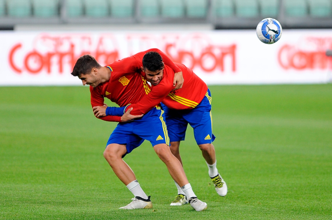 Spagna, Morata "lotta" con Diego Costa per una maglia