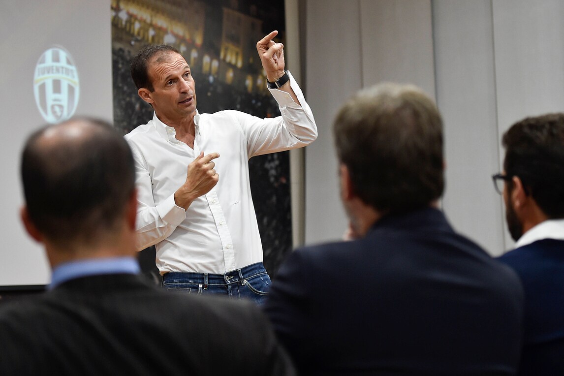 Juventus, al via con Allegri la formazione per i tecnici bianconeri