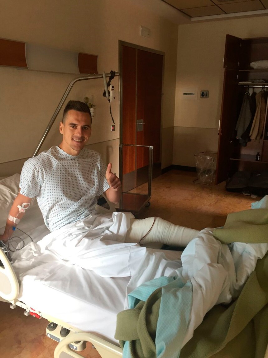 Napoli, Milik operato: in campo tra almeno 4 mesi