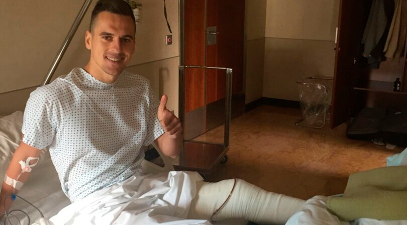 Napoli, Milik operato: in campo tra almeno 4 mesi