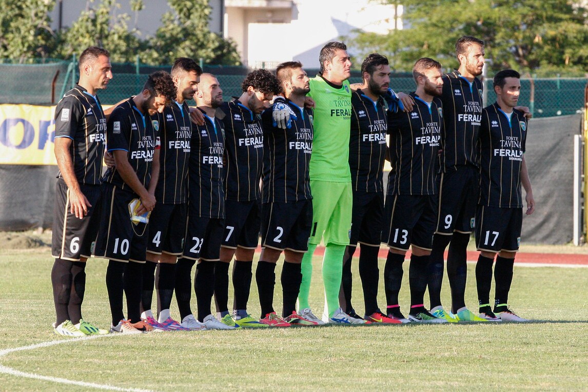 Lega Pro Parma FeralpiSalò 1-2, gardesani in vetta