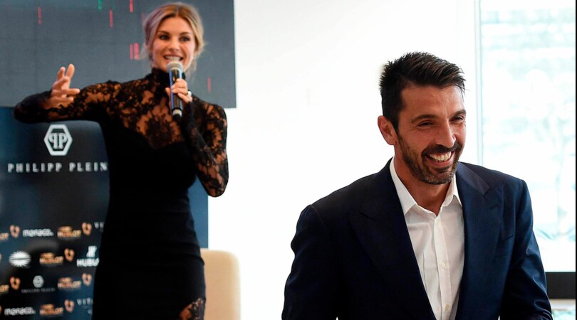 FOTO Golden Foot 2016, Martina Colombari show
