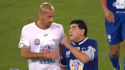 FOTO Maradona-Veron, lite durante la "Partita della pace"