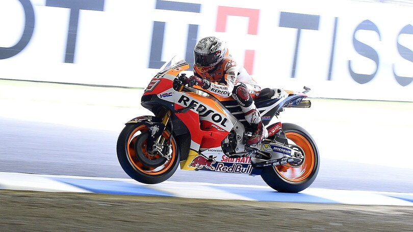 MotoGp Giappone: Marquez leader, Rossi settimo. Lorenzo, che caduta!