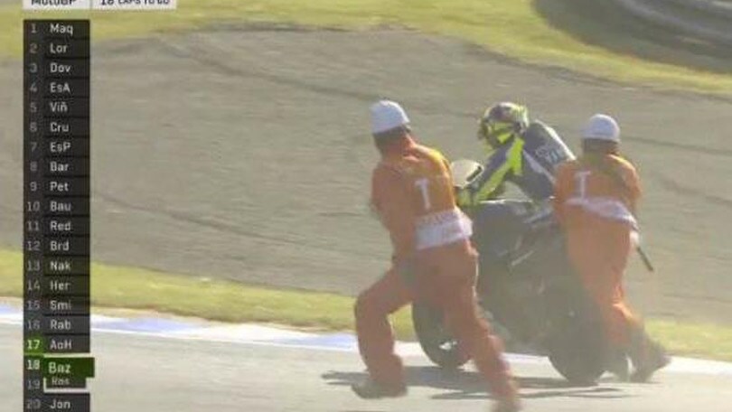 MotoGp, la caduta di Rossi a Motegi