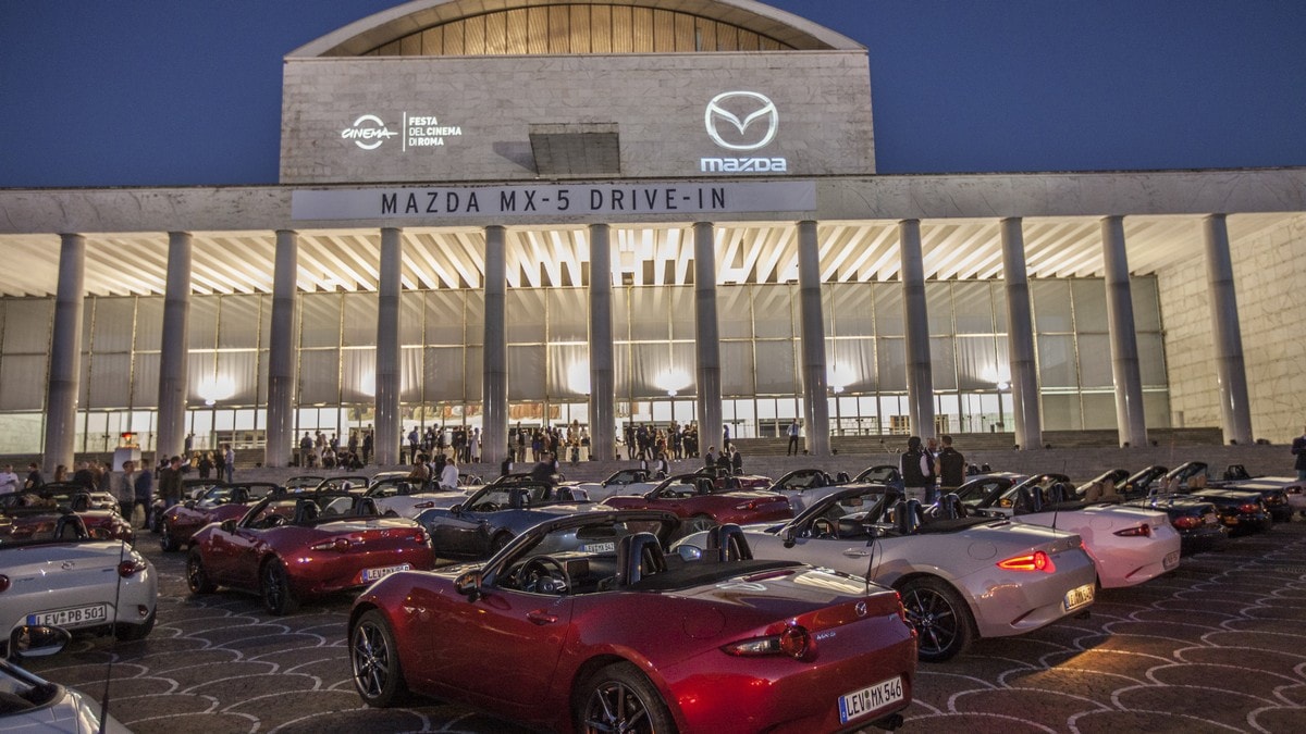 Mazda, alla Festa del Cinema di Roma debutta la MX-5 RF