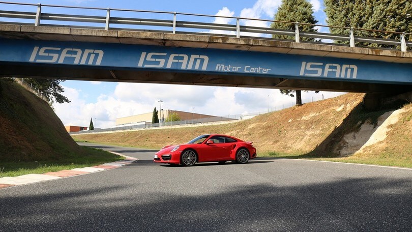 Porsche 911 Turbo, la prova: foto