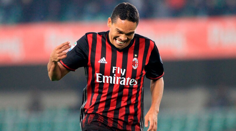 Milan, si rivede Bacca. Sugli spalti incasso record