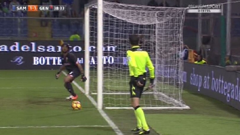 FOTO Sampdoria-Genoa, si rompe la goal line technology