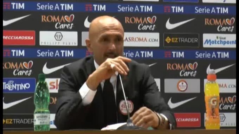 Roma: Spalletti prende a testate il tavolo
