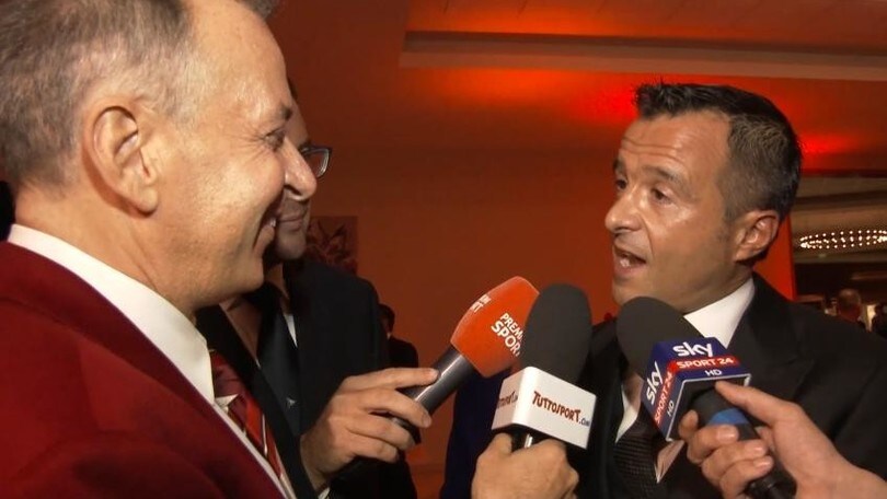 Mendes: "Solo Ronaldo può vincere il Pallone d'Oro"