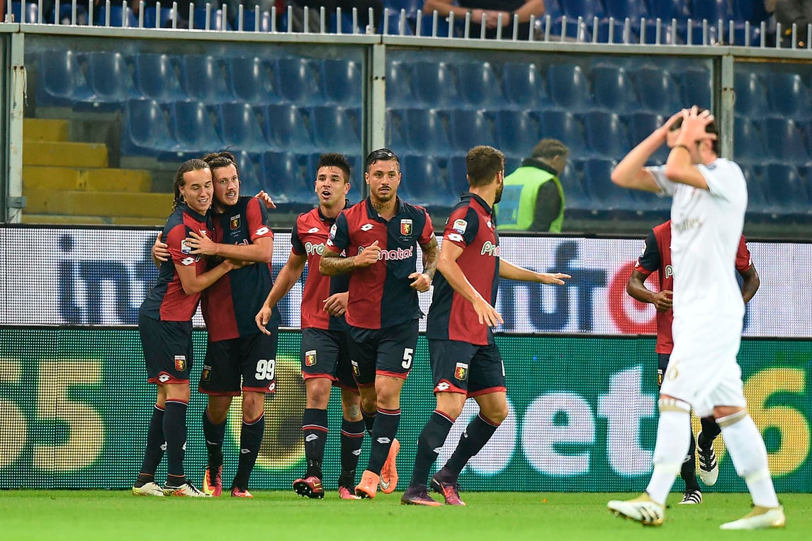 Serie A, Genoa-Milan 3-0: rossoneri ko in dieci, niente sorpasso alla Juventus