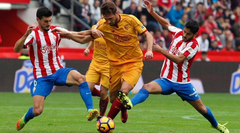 Liga Siviglia, solo un pari a Gijon: gli andalusi in vetta insieme al Real Madrid