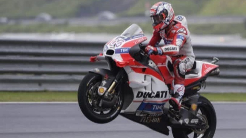 Moto Gp, Malesia: Dovizioso conquista la pole