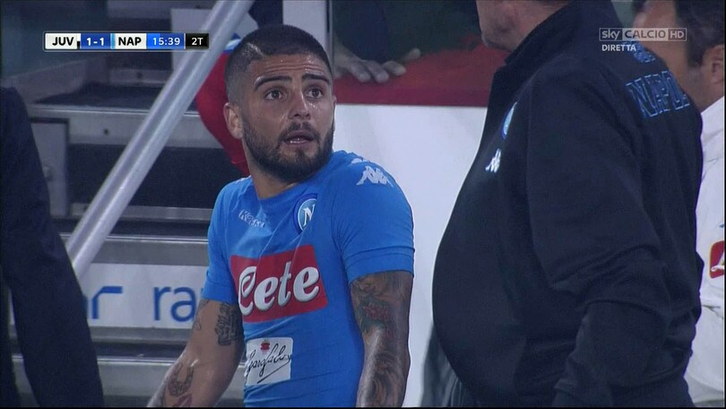 Nervi tesi Napoli: Insigne esce e discute con Sarri