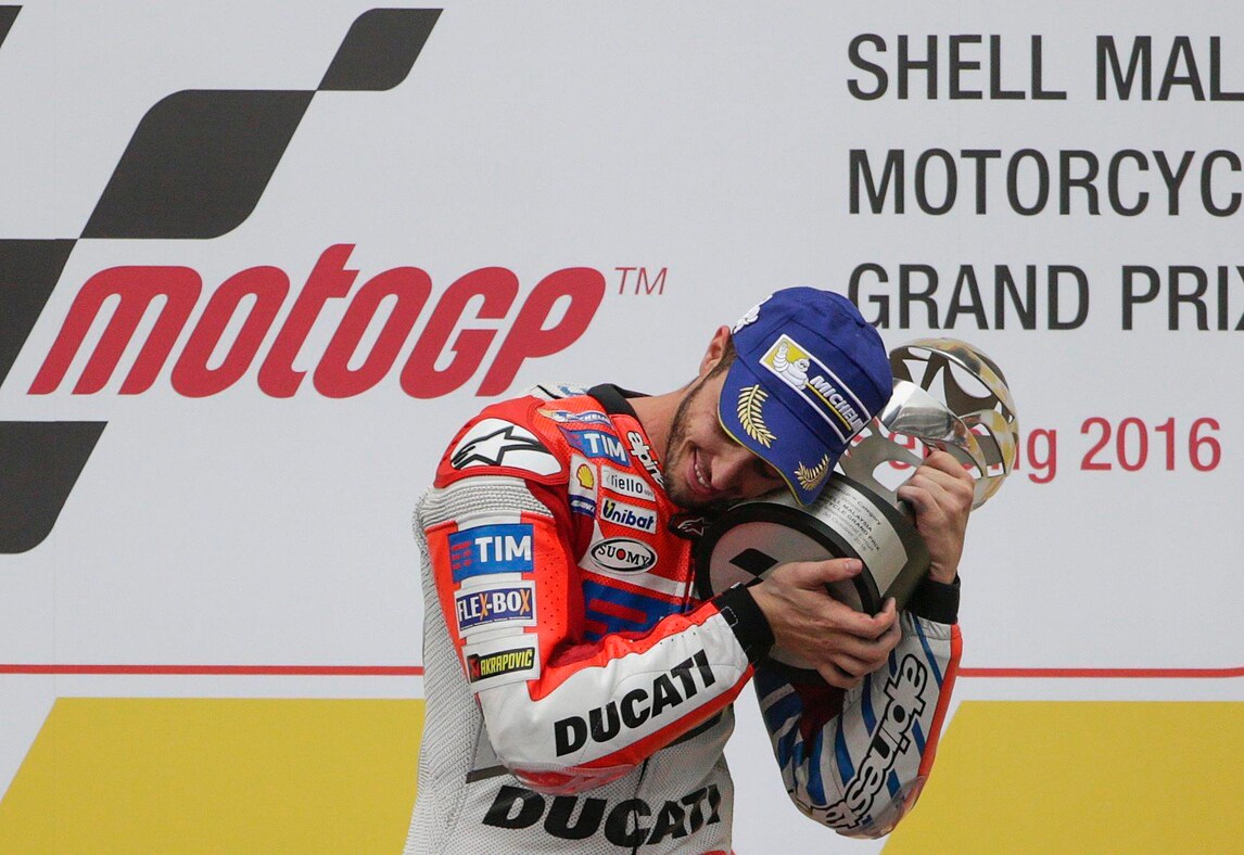 MotoGp Malesia, Dovizioso: «Ultimo giro, ho vinto piangendo»