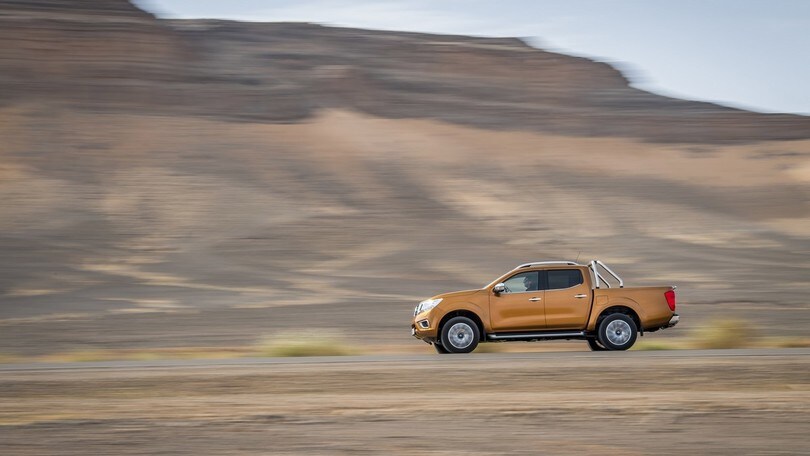 Nissan Navara desert: foto