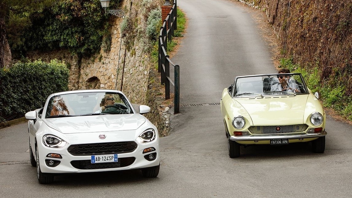 Fiat 124 Spider, generazioni a confronto: foto