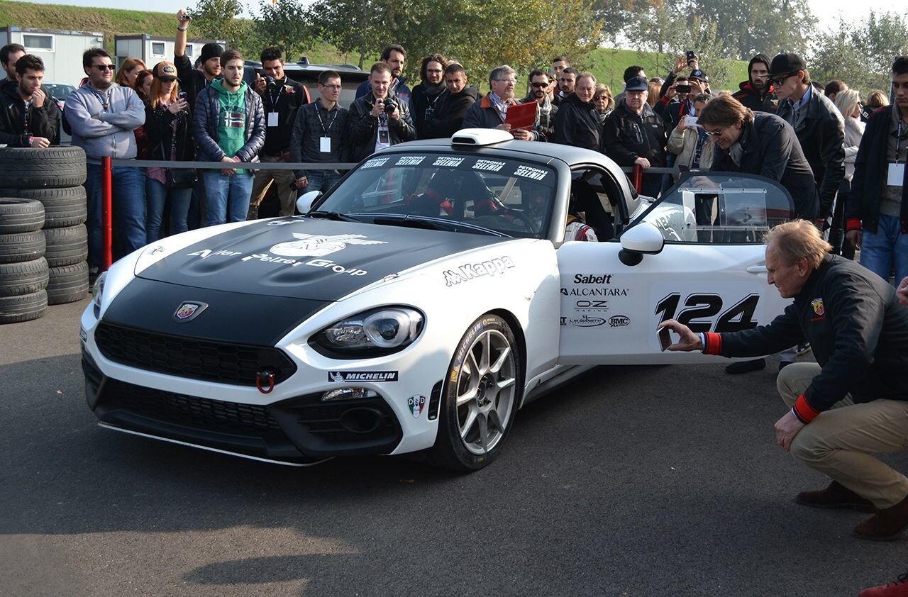 Abarth Day 2016, l'orgoglio dello Scorpione