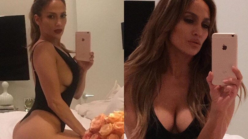 FOTO Jennifer Lopez, 47 anni e non sentirli