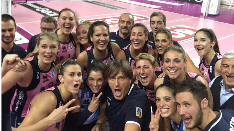 Casalmaggiore vince l'anticipo di Novara e vola in vetta