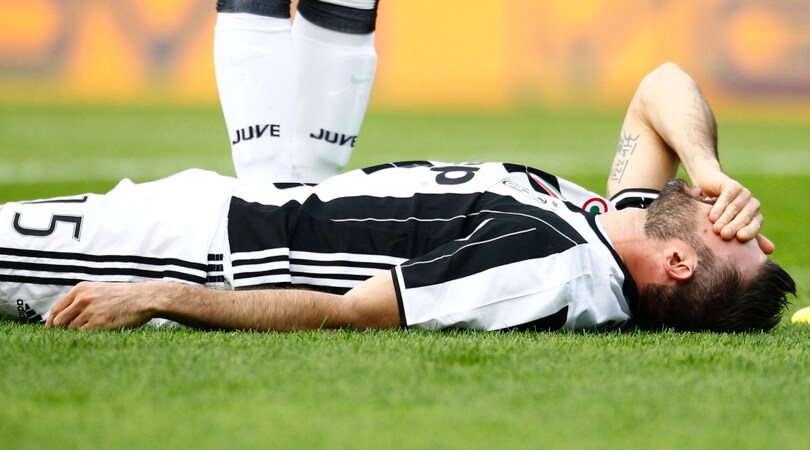 Italia: Ventura sostituisce Barzagli con Astori