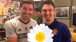 Cosa succede quando Gerrard incontra un tifoso dello United?