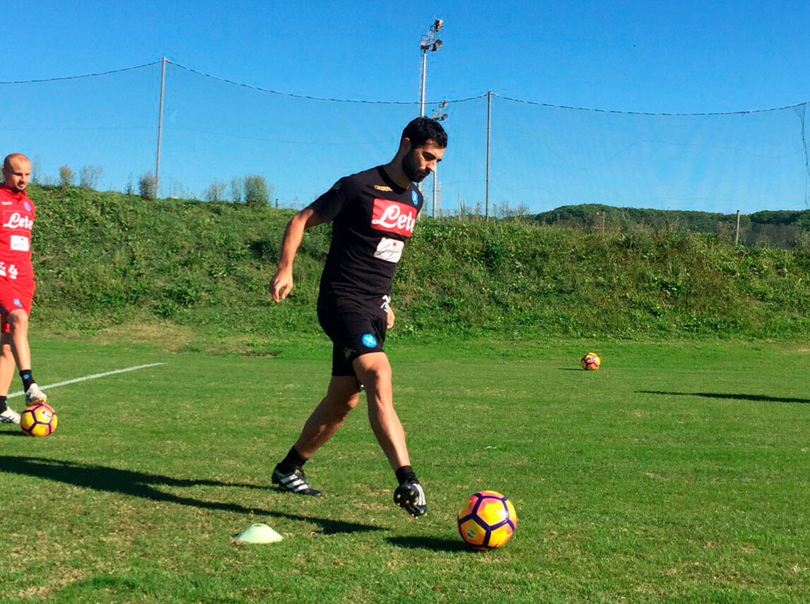 Napoli, la squadra ritrova Albiol